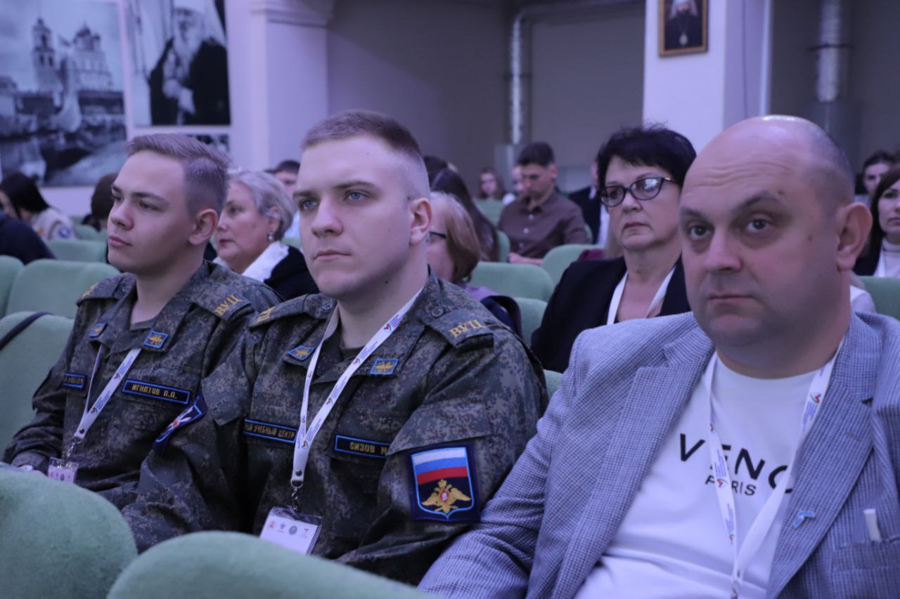 Мировоззренческие основы взаимодействия России и Беларуси в рамках Союзного государства обсудили на Слете-фестивале молодежных патриотических объединений