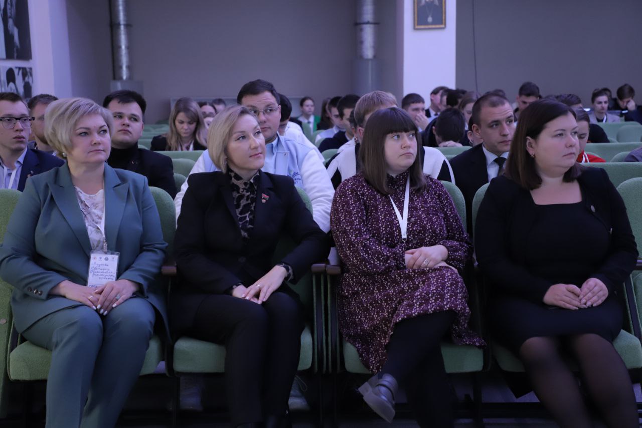 Мировоззренческие основы взаимодействия России и Беларуси в рамках Союзного государства обсудили на Слете-фестивале молодежных патриотических объединений