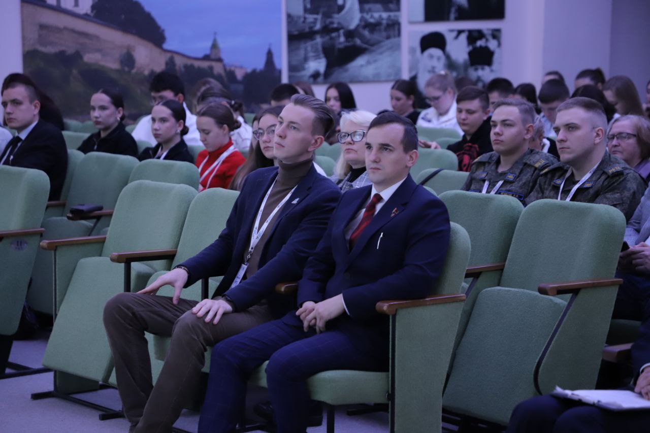Мировоззренческие основы взаимодействия России и Беларуси в рамках Союзного государства обсудили на Слете-фестивале молодежных патриотических объединений